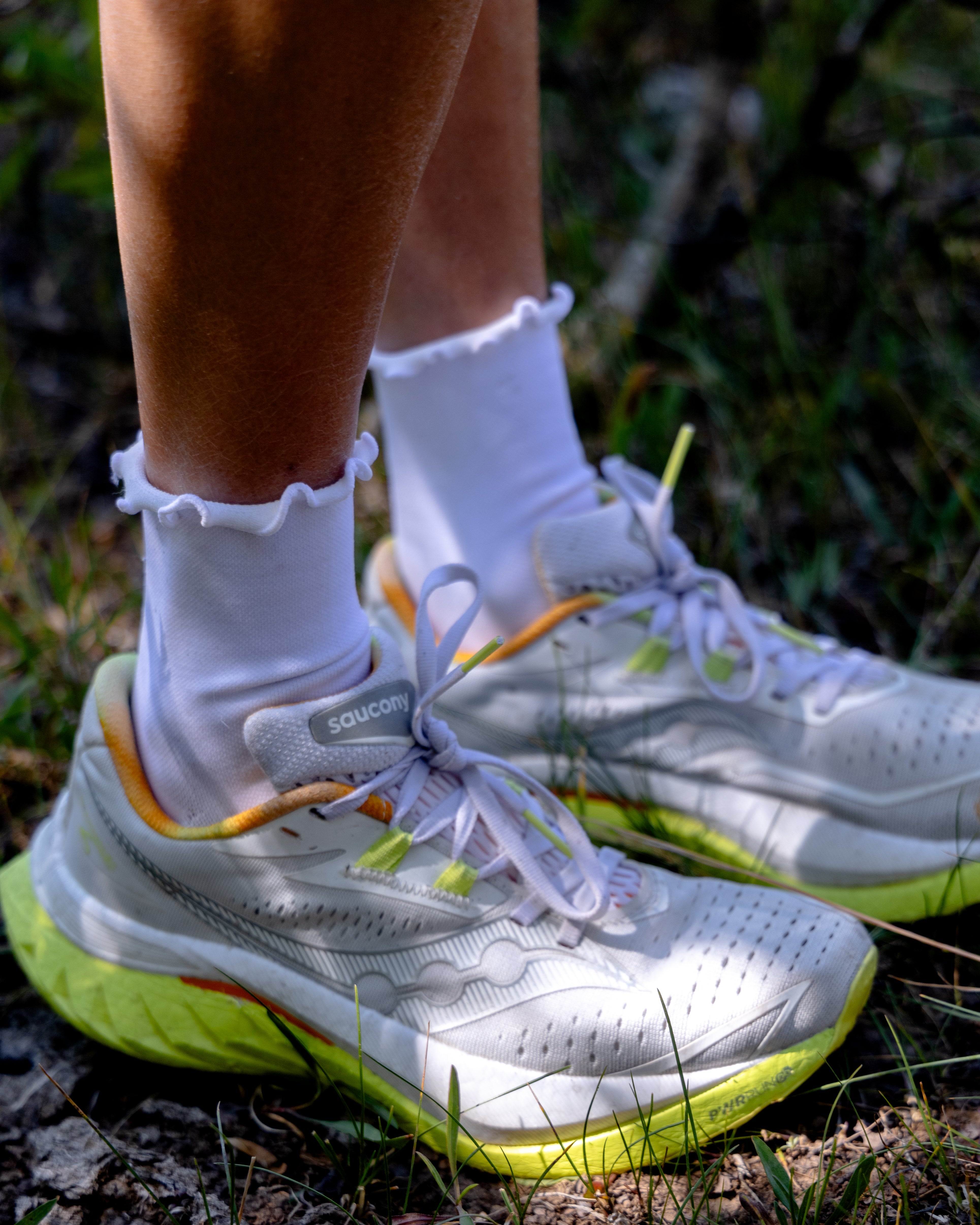 Performance Ruffle Socks | W8-10.5 US